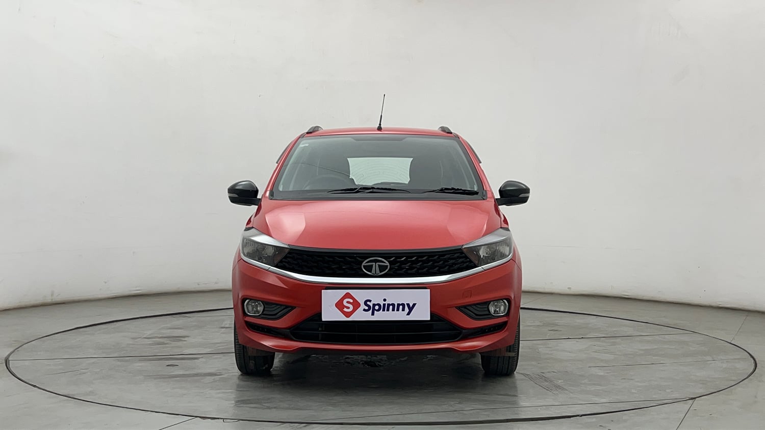 Used 2021 Tata Tiago XZ Plus Petrol Manual exterior FRONT VIEW