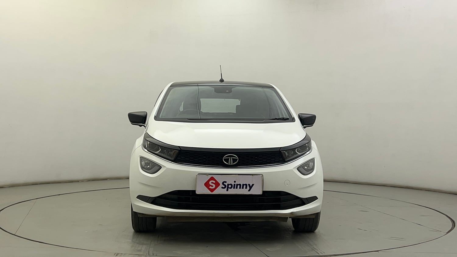 Used 2022 Tata Altroz XZ Plus Petrol+CNG (Outside Fitted) Cng Manual exterior FRONT VIEW