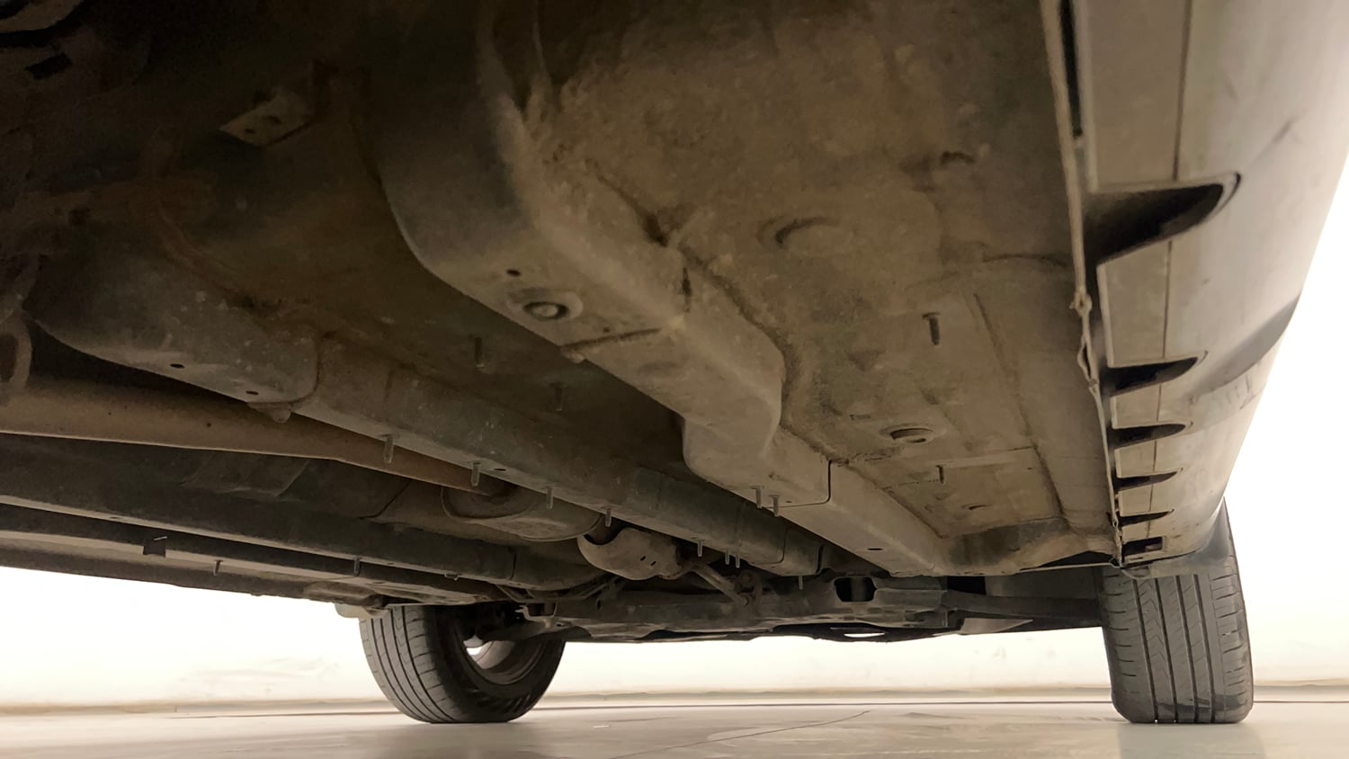 Used 2024 Hyundai Creta 1.5 MPi Petrol IVT SX(O) Petrol Automatic extra REAR RIGHT UNDERBODY VIEW