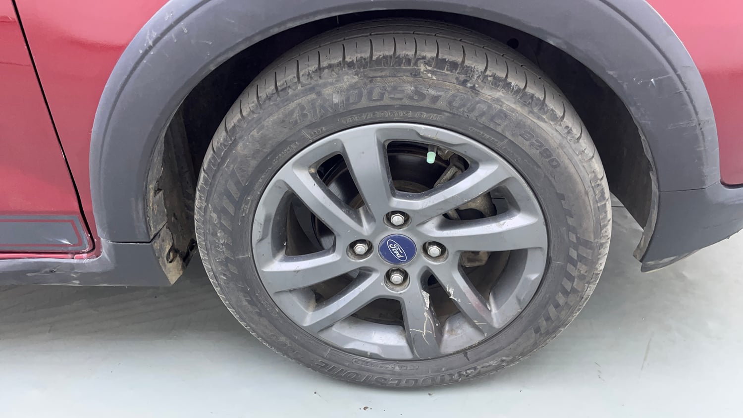 Used 2019 Ford Freestyle Titanium 1.2 Ti-VCT Petrol Manual tyres RIGHT FRONT TYRE RIM VIEW
