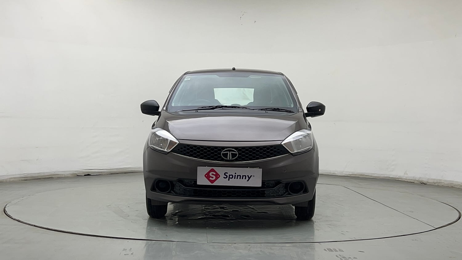 Used 2019 Tata Tiago Revotron XE Petrol Manual exterior FRONT VIEW