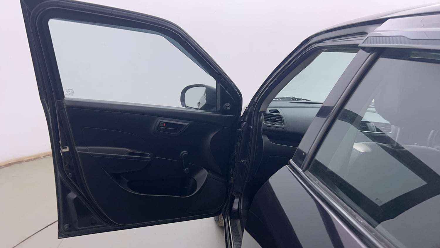 Used 2015 Maruti Suzuki Swift LXi Petrol Manual interior LEFT FRONT DOOR OPEN VIEW