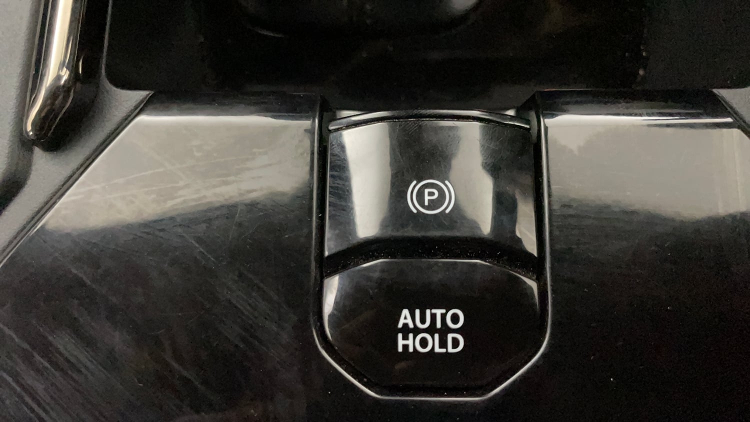 Used 2024 Tata Harrier XZA Plus (O) Dark Edition Diesel Automatic top_features Electronic parking brake
