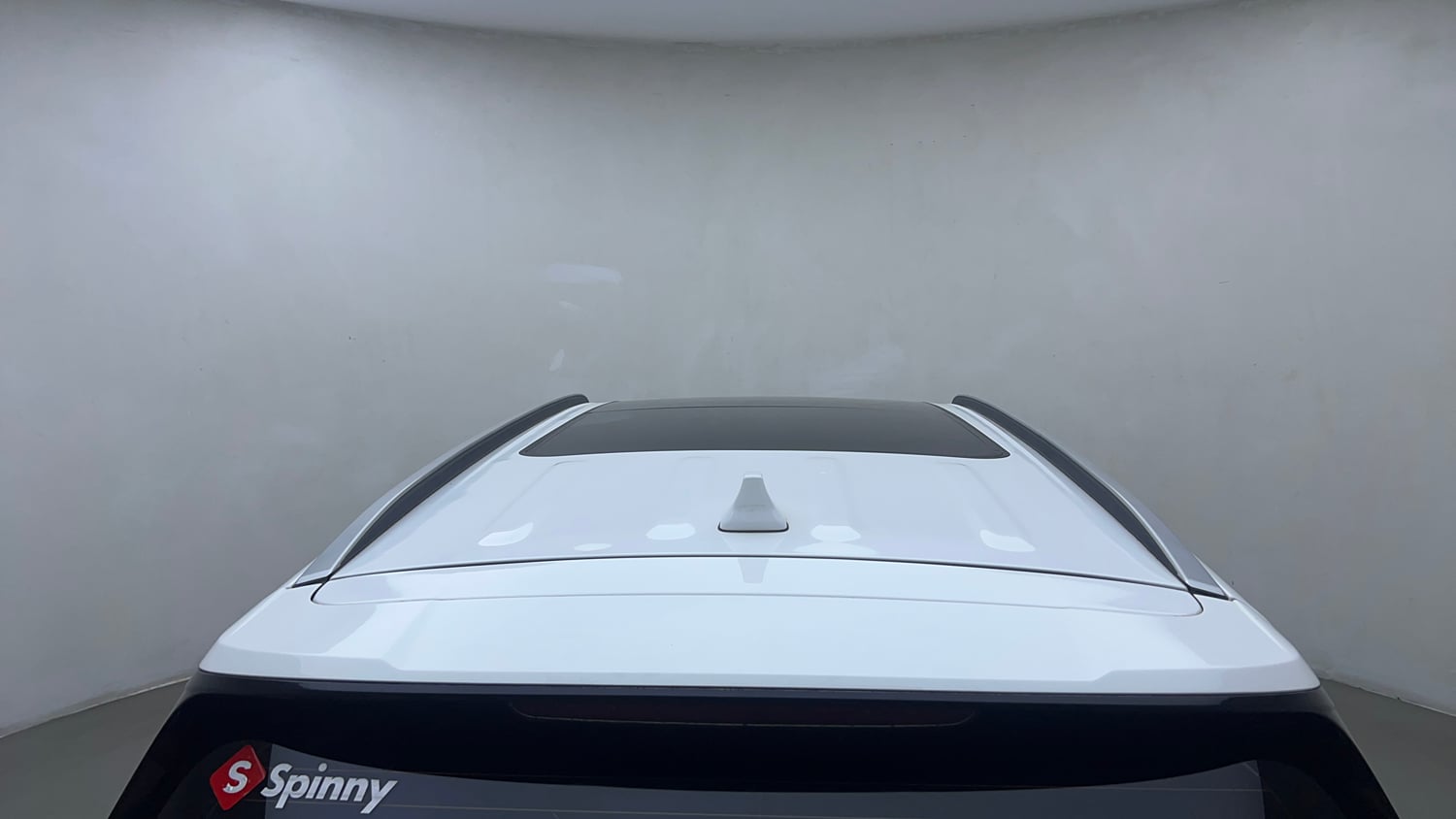 Used 2022 Hyundai Alcazar Signature (O) 6 STR 1.5 Diesel AT Diesel Automatic exterior EXTERIOR ROOF VIEW