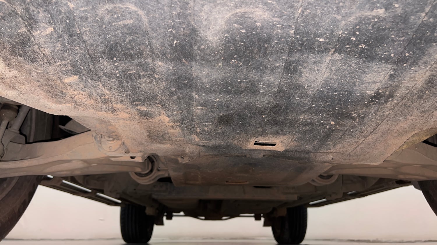 Used 2022 Mahindra Scorpio N Z8 L Petrol AT 7 STR Petrol Automatic extra FRONT LEFT UNDERBODY VIEW