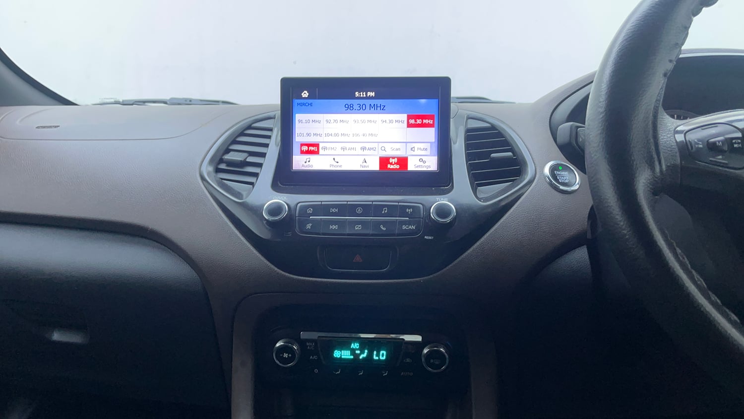 Used 2019 Ford Freestyle Titanium 1.2 Ti-VCT Petrol Manual interior MUSIC SYSTEM & AC CONTROL VIEW