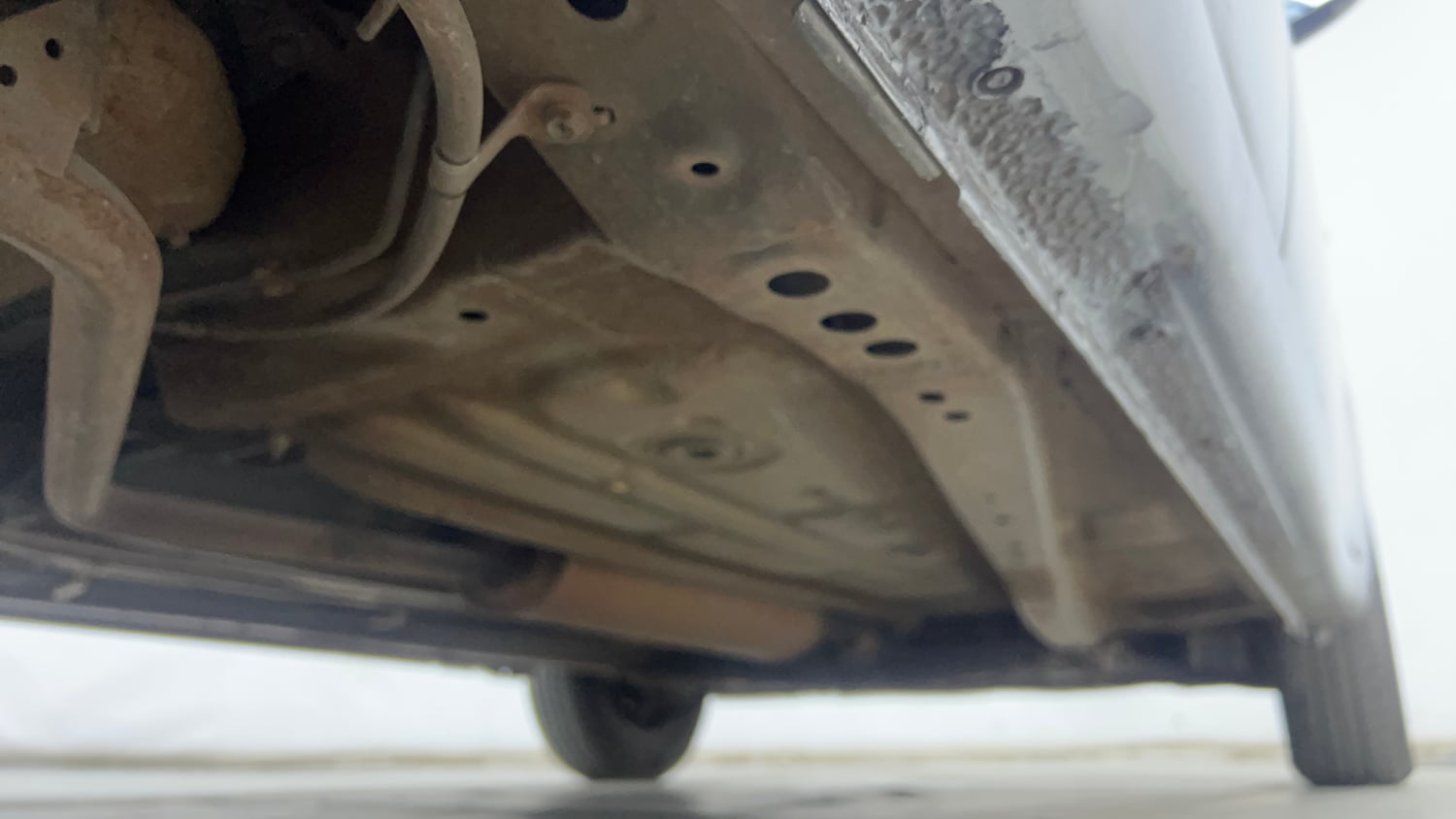 Used 2021 Maruti Suzuki Wagon R 1.0 VXi 1.0 Petrol Manual extra REAR RIGHT UNDERBODY VIEW