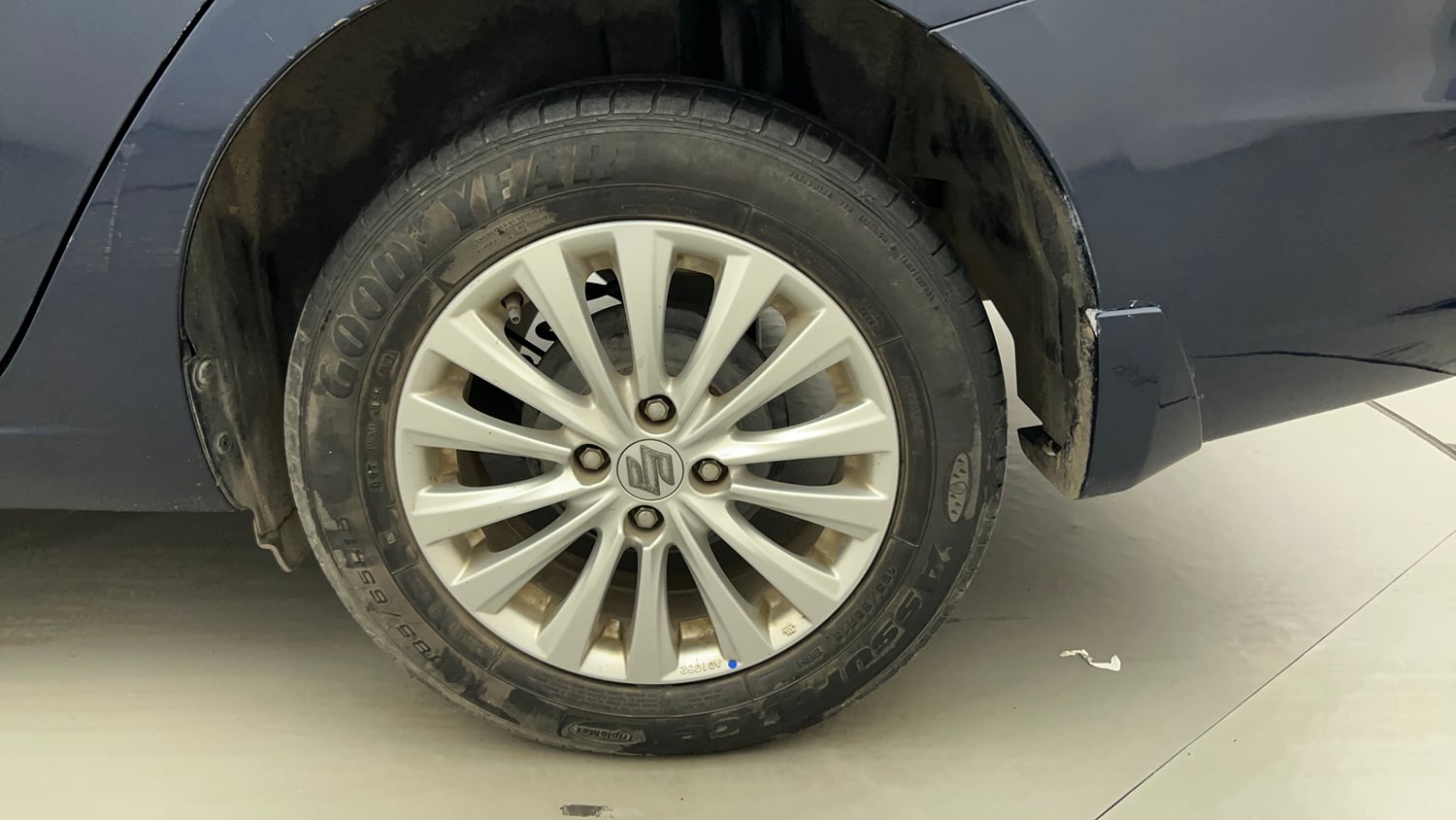 Used 2022 Maruti Suzuki Ciaz Zeta 1.5 Petrol Manual tyres LEFT REAR TYRE RIM VIEW