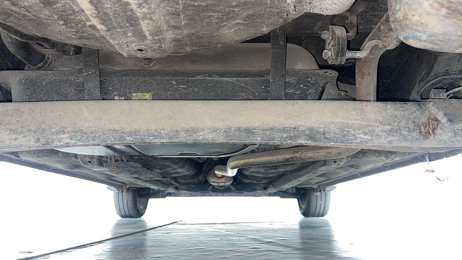 Used 2022 Hyundai Grand i10 Nios Asta AMT 1.2 Kappa VTVT Petrol Automatic extra REAR UNDERBODY VIEW (TAKEN FROM REAR)