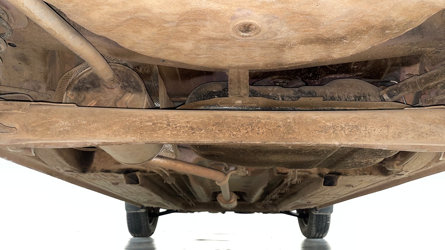 Used 2024 Renault Kwid RXL(O) 1.0 Petrol Manual extra REAR UNDERBODY VIEW (TAKEN FROM REAR)