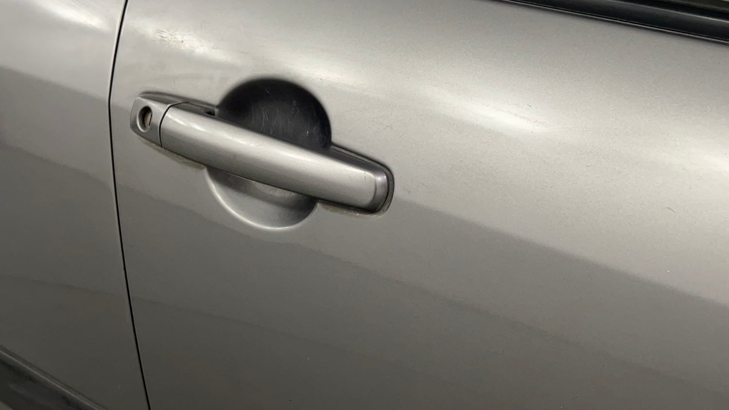 Used 2013 Maruti Suzuki Swift Dzire ZXI Petrol Manual dents MINOR SCRATCH