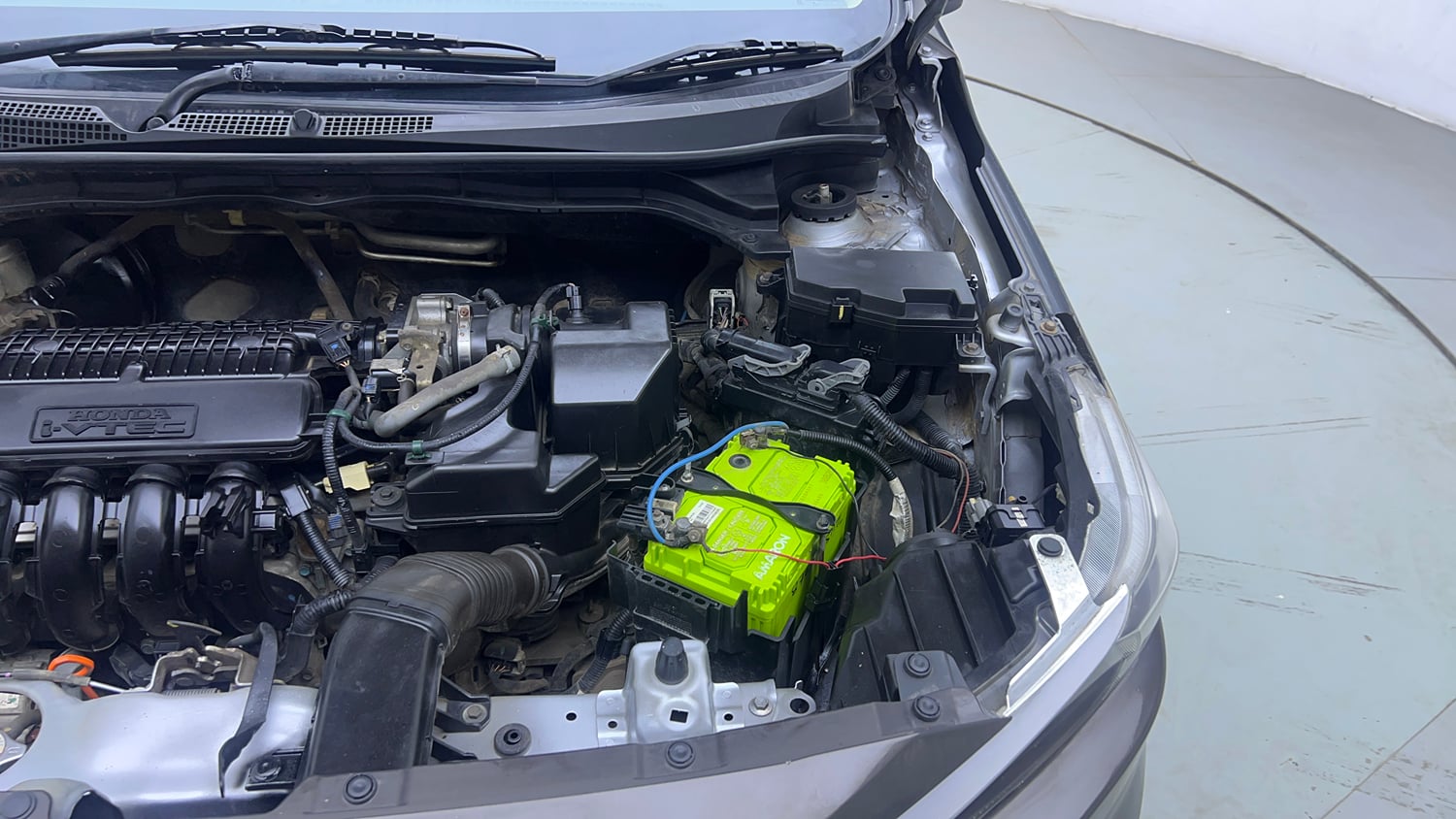 Used 2019 Honda Amaze 1.2 V CVT Petrol Petrol Automatic engine ENGINE LEFT SIDE VIEW