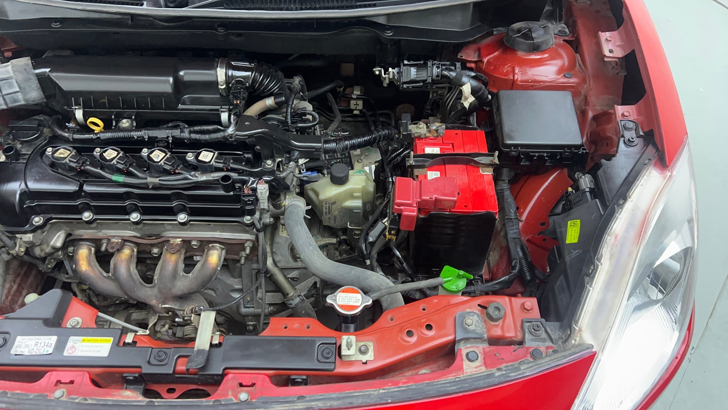 Used 2019 Maruti Suzuki Swift VXi AMT Petrol Automatic engine ENGINE LEFT SIDE VIEW