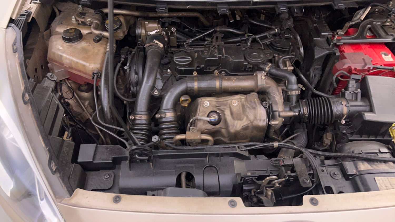 Used 2020 Ford Figo Aspire Titanium1.5 TDCi Diesel Manual engine ENGINE RIGHT SIDE VIEW
