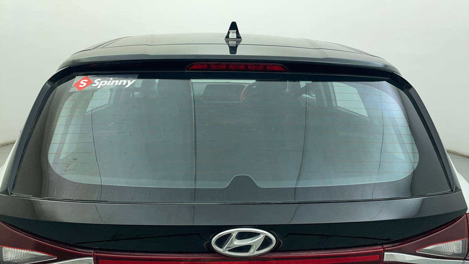 Used 2023 Hyundai i20 Sportz 1.2 MT Dual Tone Petrol Manual exterior BACK WINDSHIELD VIEW