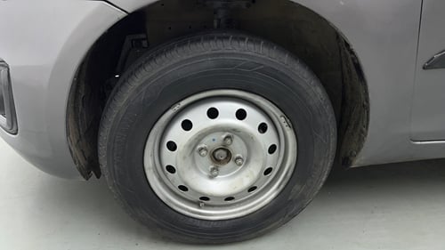 Used 2015 Maruti Suzuki Swift LXi Petrol Manual tyres LEFT FRONT TYRE RIM VIEW