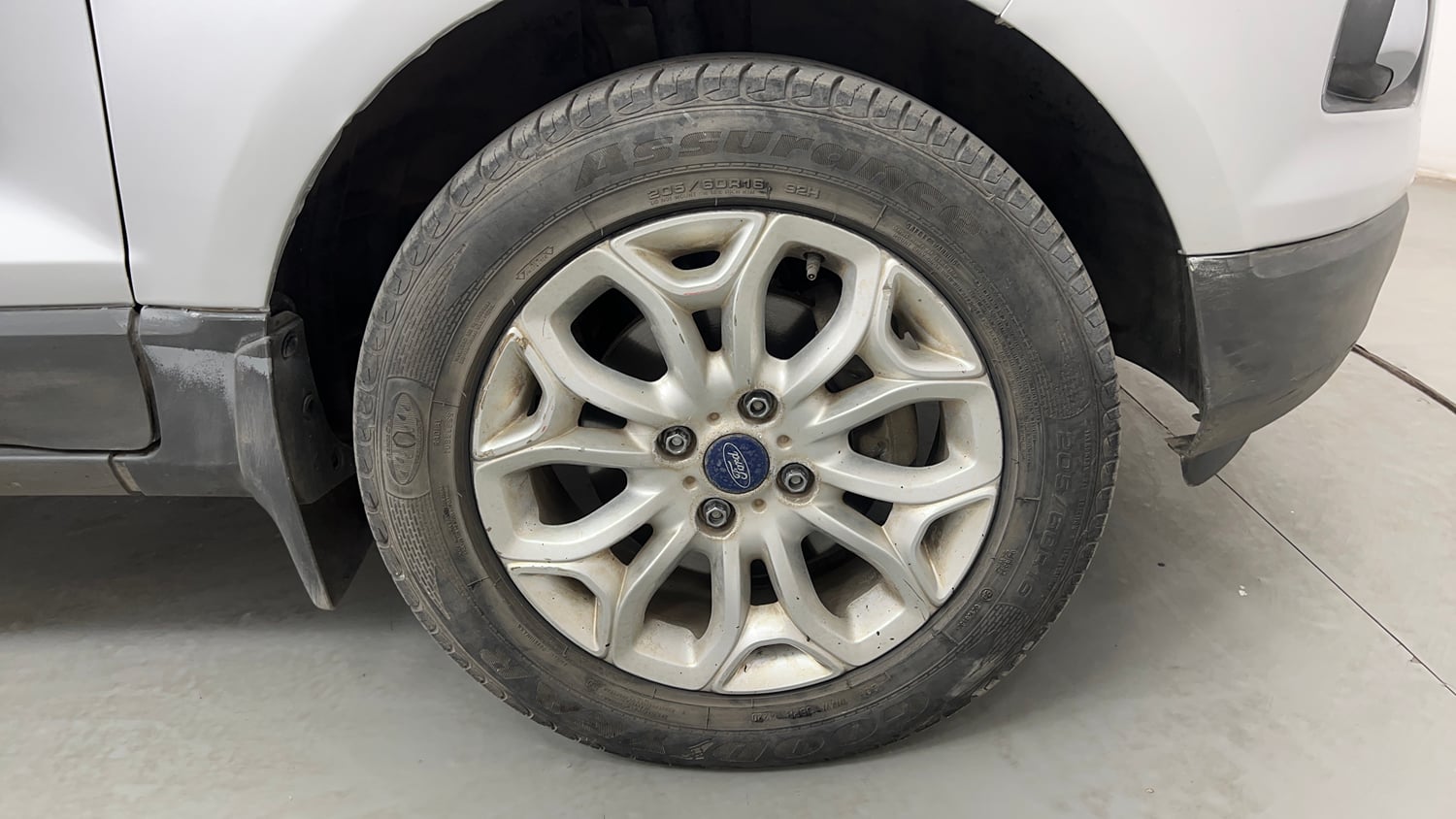 Used 2017 Ford EcoSport Titanium 1.5L Ti-VCT AT Petrol Automatic tyres RIGHT FRONT TYRE RIM VIEW