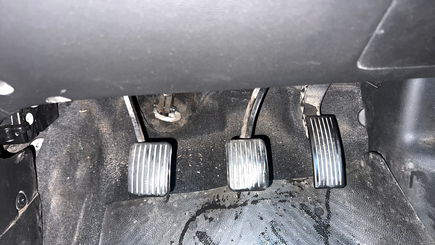 Used 2013 Hyundai Grand i10 Magna 1.2 Kappa VTVT Petrol Manual interior PEDALS VIEW
