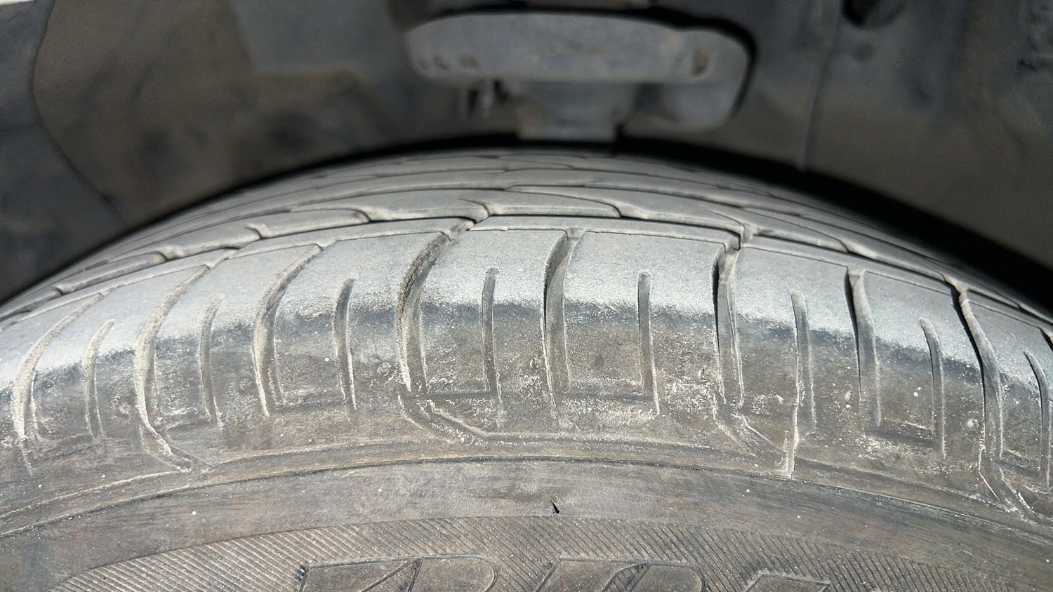 Used 2021 Hyundai Creta SX 1.5 Petrol IVT Petrol Automatic tyres LEFT FRONT TYRE TREAD VIEW