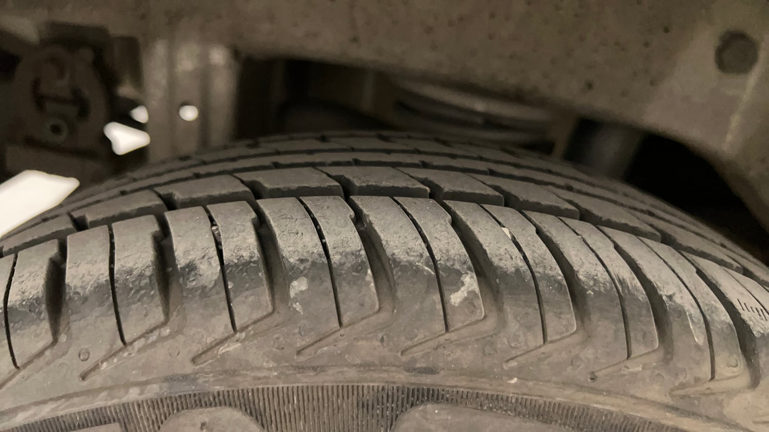 Used 2015 Maruti Suzuki Alto K10 VXi Petrol Manual tyres RIGHT REAR TYRE TREAD VIEW