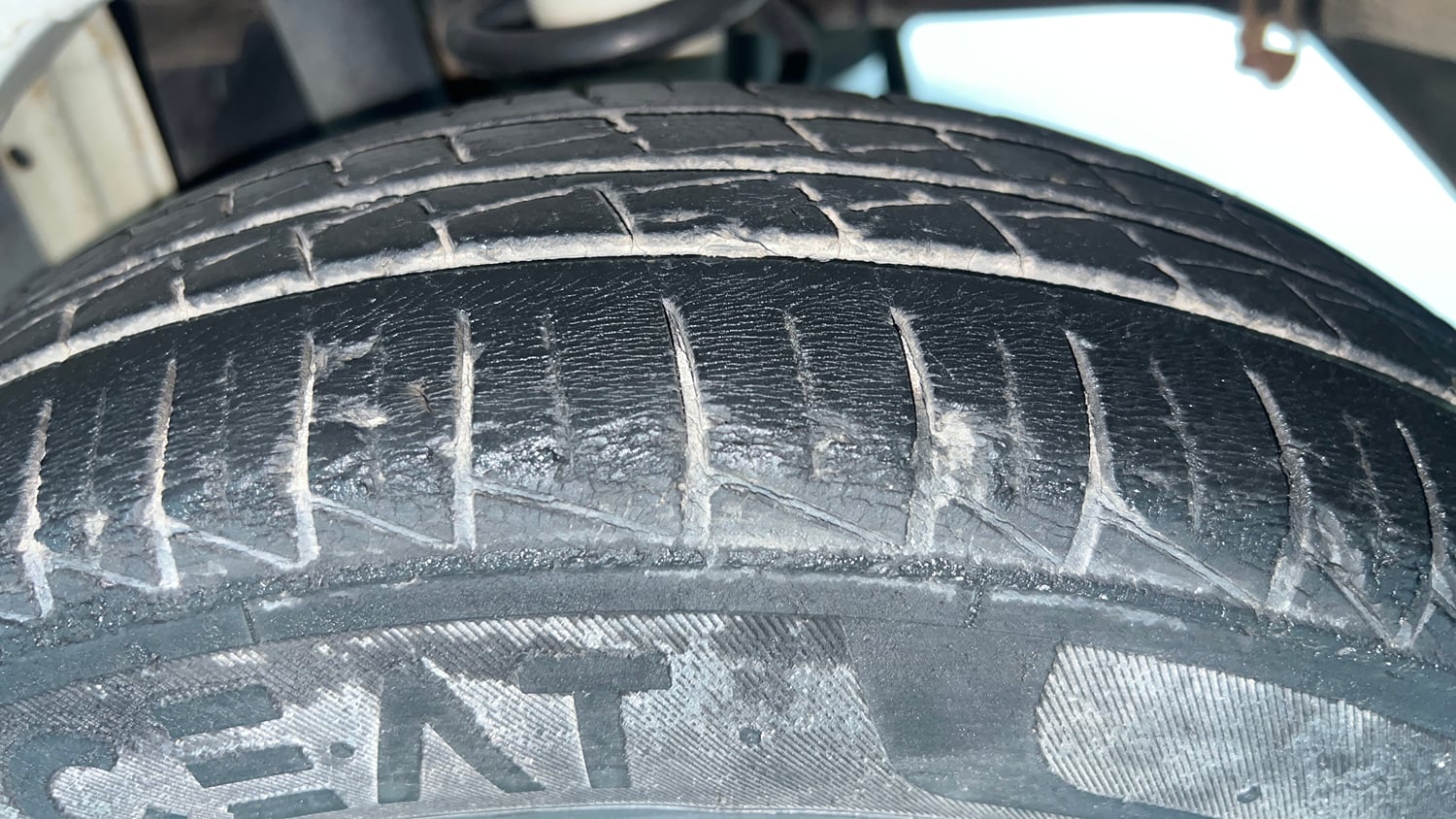 Used 2020 Maruti Suzuki Alto 800 LXi CNG Cng Manual tyres LEFT REAR TYRE TREAD VIEW