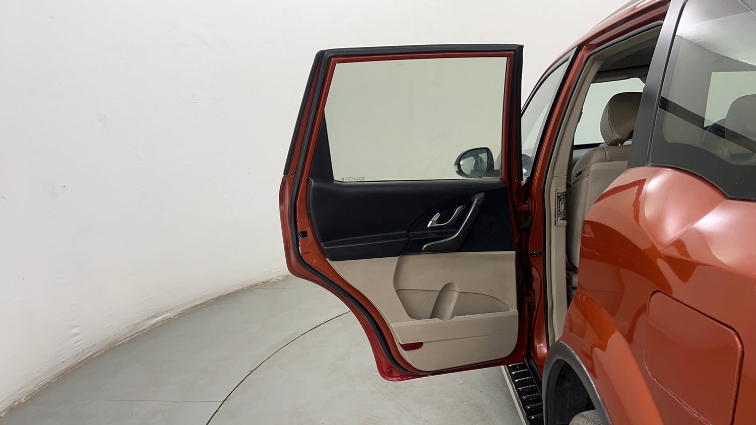 Used 2016 Mahindra XUV500 W10 AT Diesel Automatic interior LEFT REAR DOOR OPEN VIEW