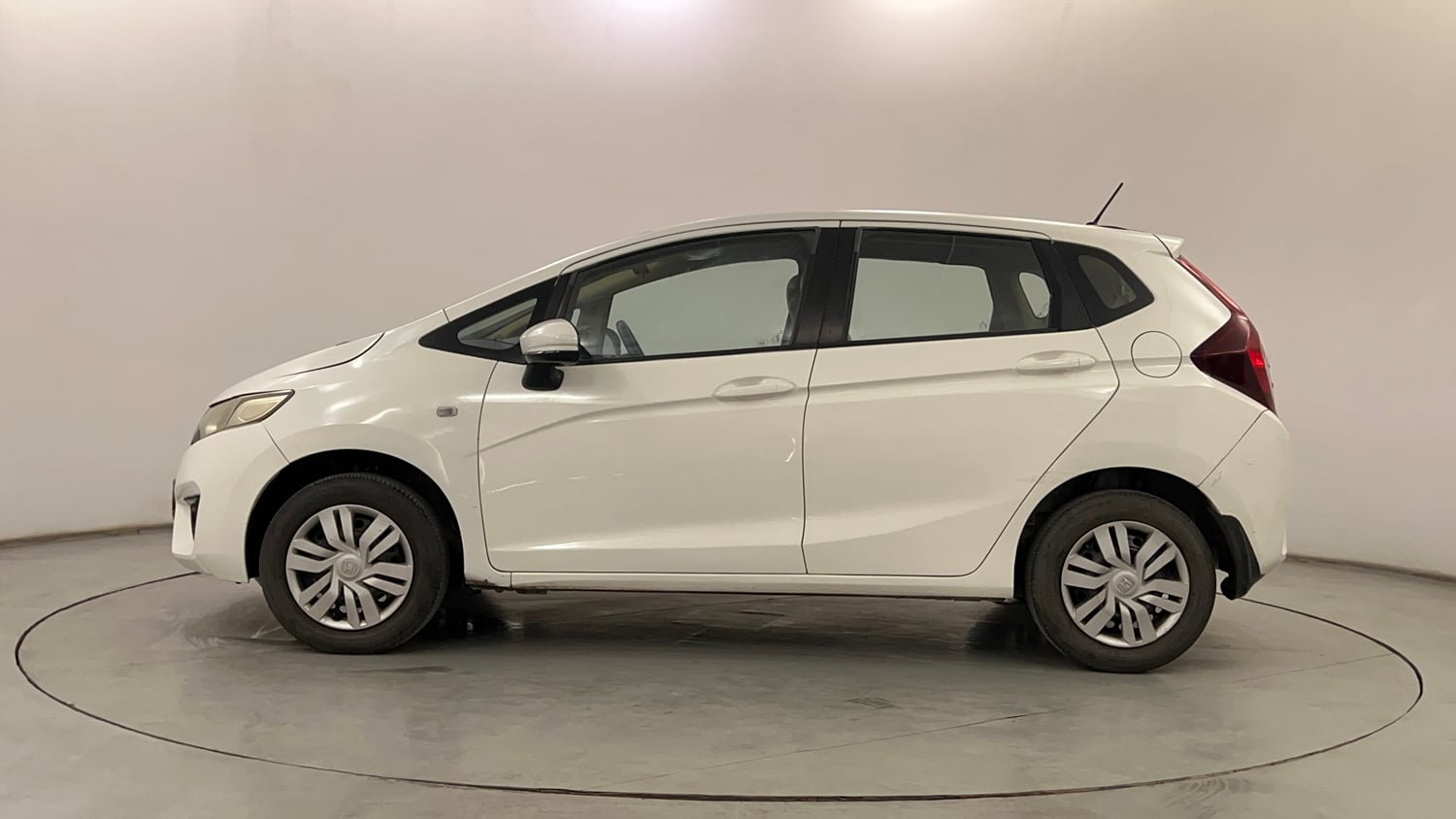 Used 2015 Honda Jazz SV Petrol Petrol Manual exterior LEFT SIDE VIEW