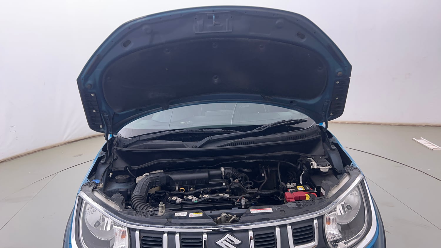 Used 2023 Maruti Suzuki Ignis Zeta 1.2 MT Petrol Manual engine ENGINE & BONNET OPEN FRONT VIEW