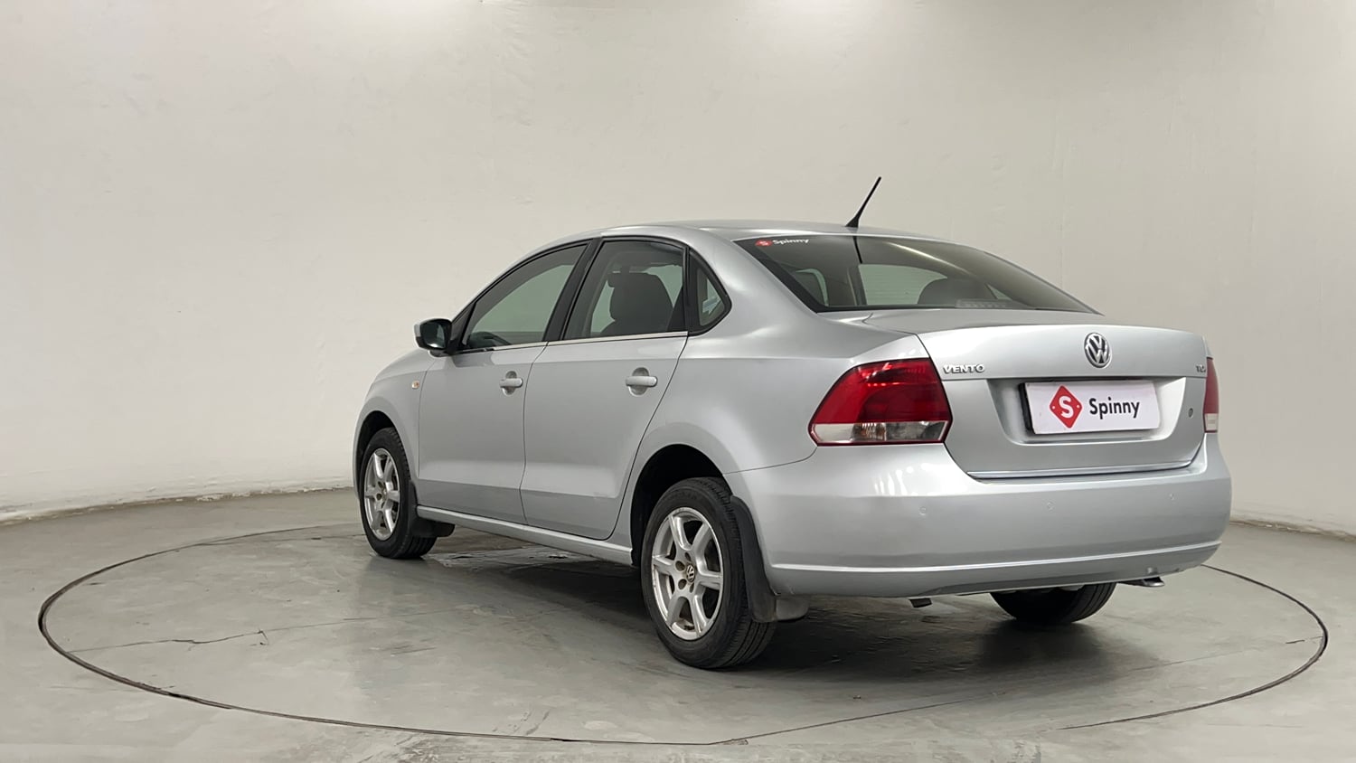 Used 2014 Volkswagen Vento Highline Diesel Diesel Manual exterior LEFT REAR CORNER VIEW