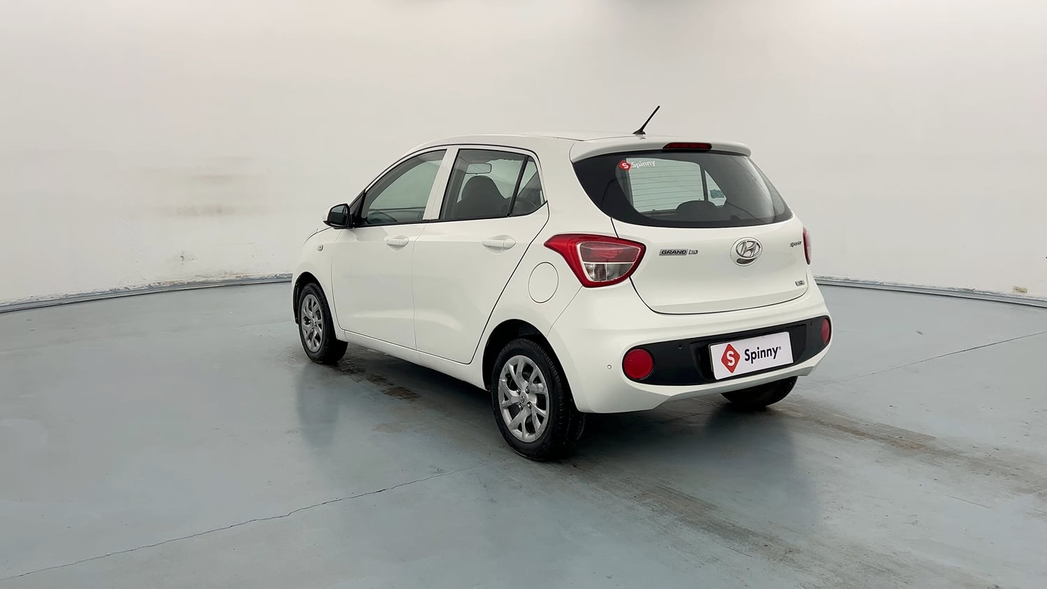 Used 2018 Hyundai Grand i10 Sportz 1.2 Kappa VTVT Petrol Manual exterior LEFT REAR CORNER VIEW