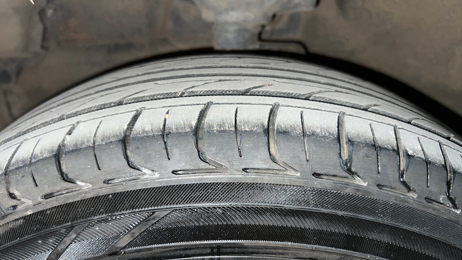Used 2016 Maruti Suzuki Celerio ZXI (O) AMT Petrol Automatic tyres LEFT FRONT TYRE TREAD VIEW