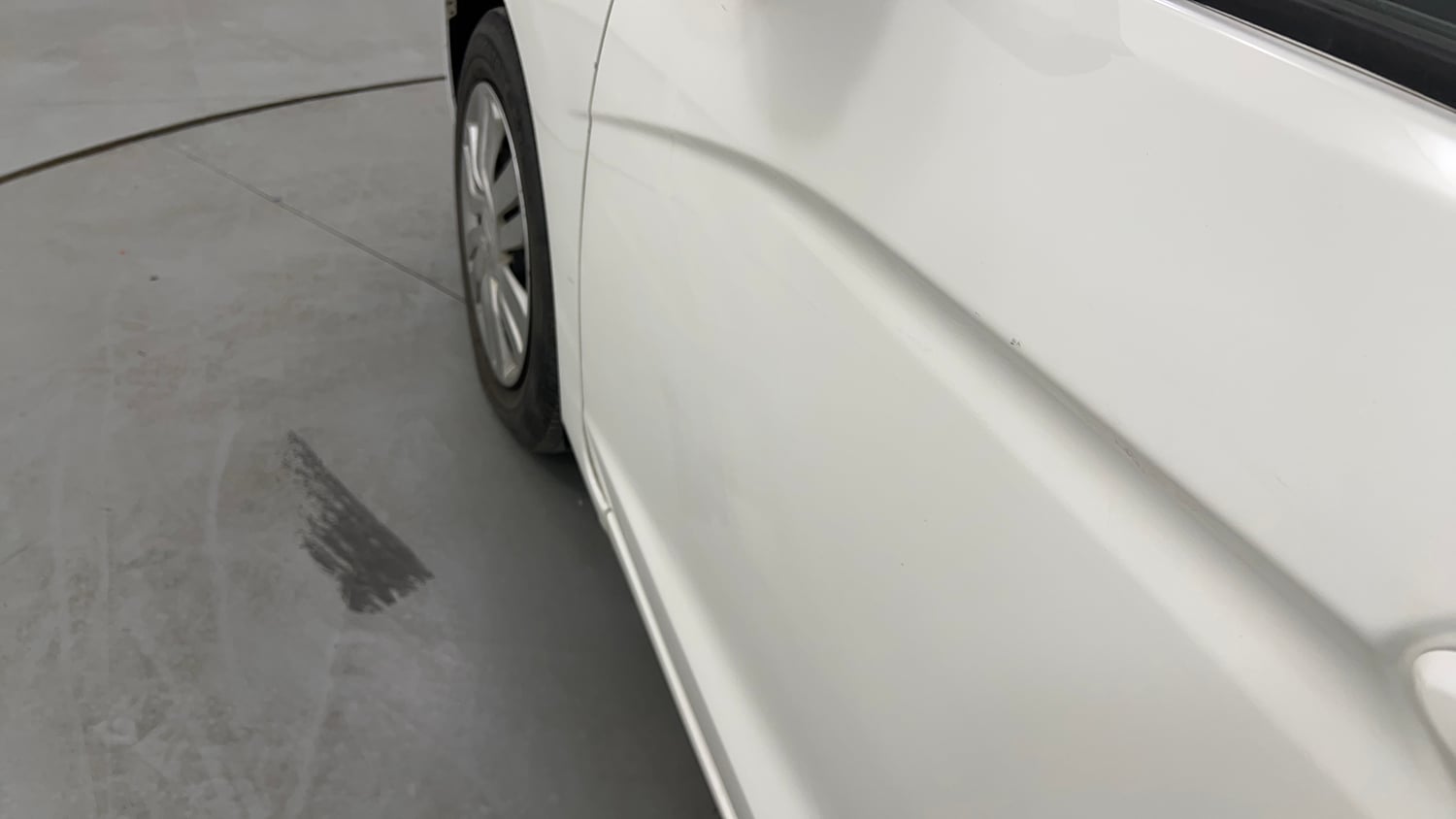 Used 2015 Honda Jazz SV Petrol Petrol Manual dents MINOR SCRATCH