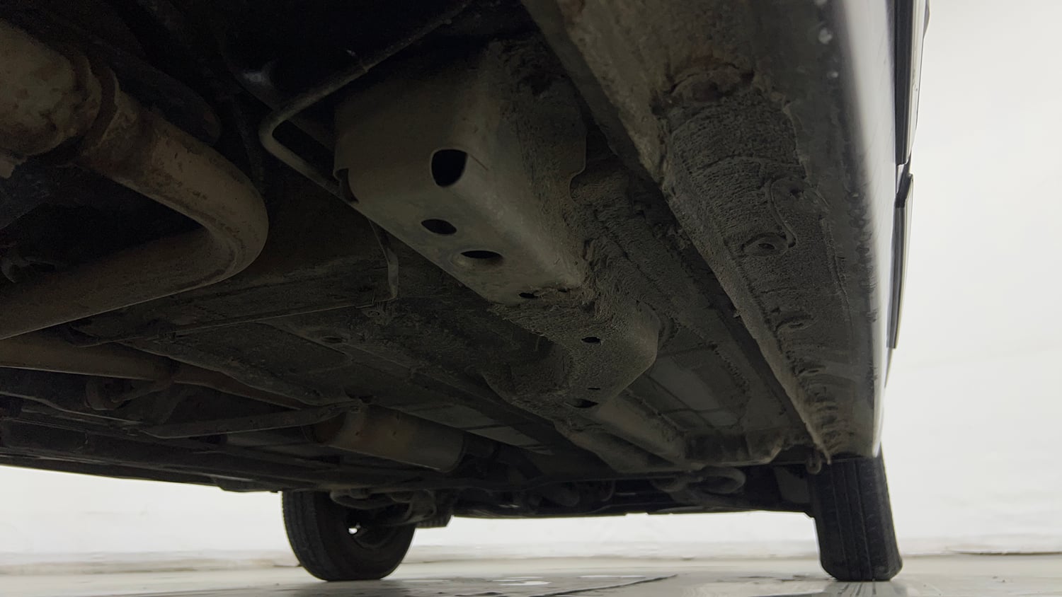 Used 2019 Tata Tiago Revotron XE Petrol Manual extra REAR RIGHT UNDERBODY VIEW