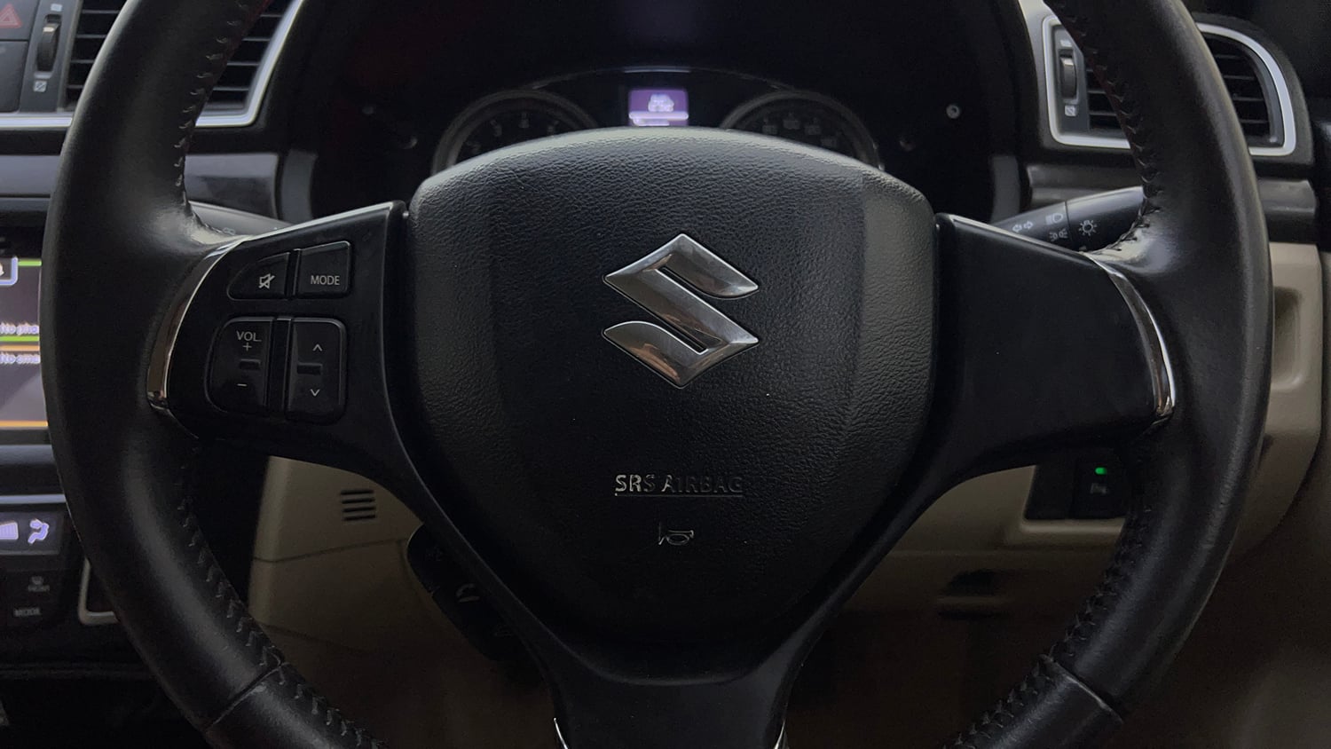 Used 2016 Maruti Suzuki Ciaz ZXI+ Petrol Manual top_features Airbags