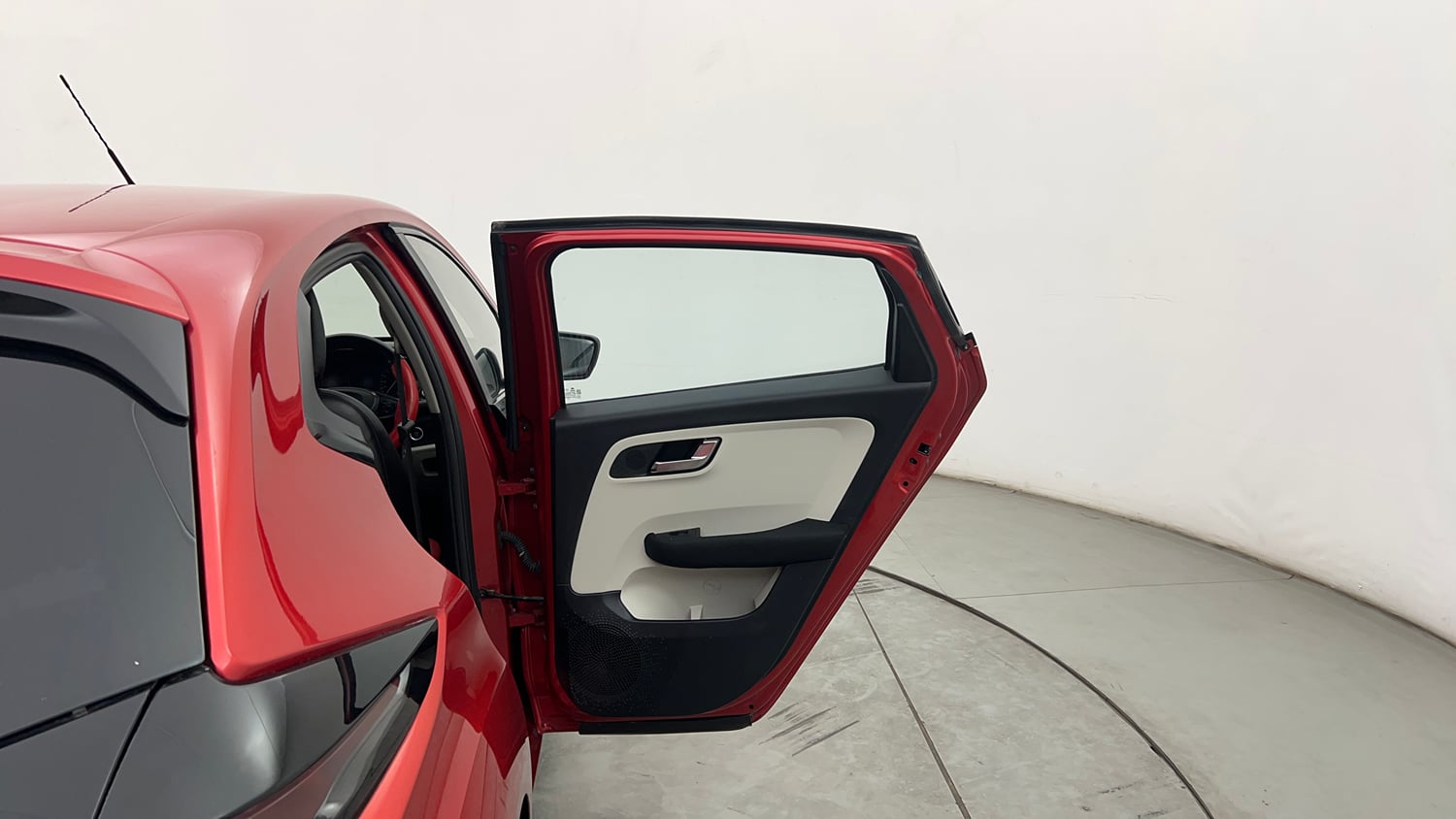 Used 2022 Tata Altroz XZA Petrol Petrol Automatic interior RIGHT REAR DOOR OPEN VIEW