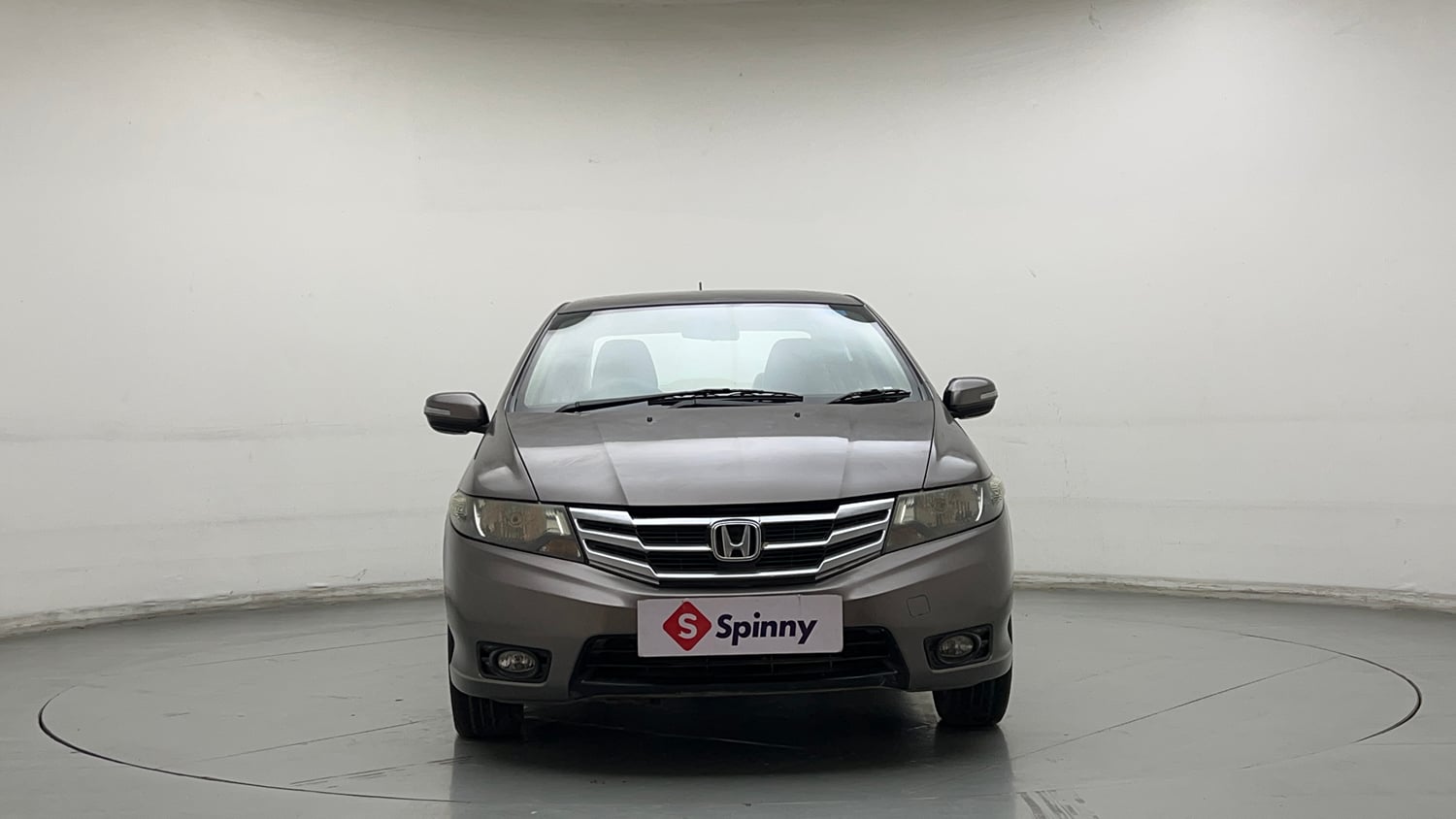 Used 2013 Honda City V MT AVN Petrol Manual exterior FRONT VIEW