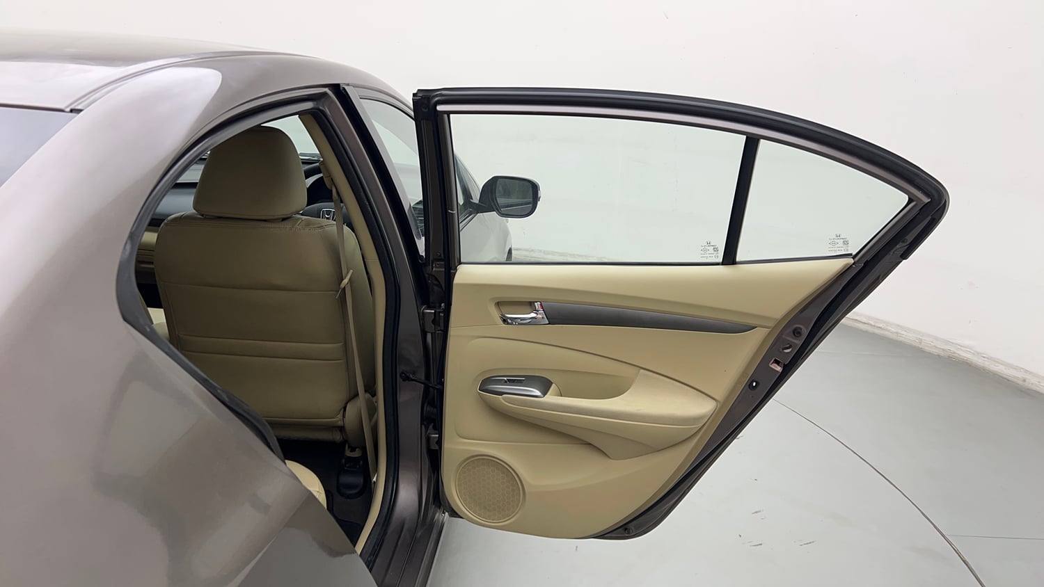 Used 2013 Honda City V MT AVN Petrol Manual interior RIGHT REAR DOOR OPEN VIEW