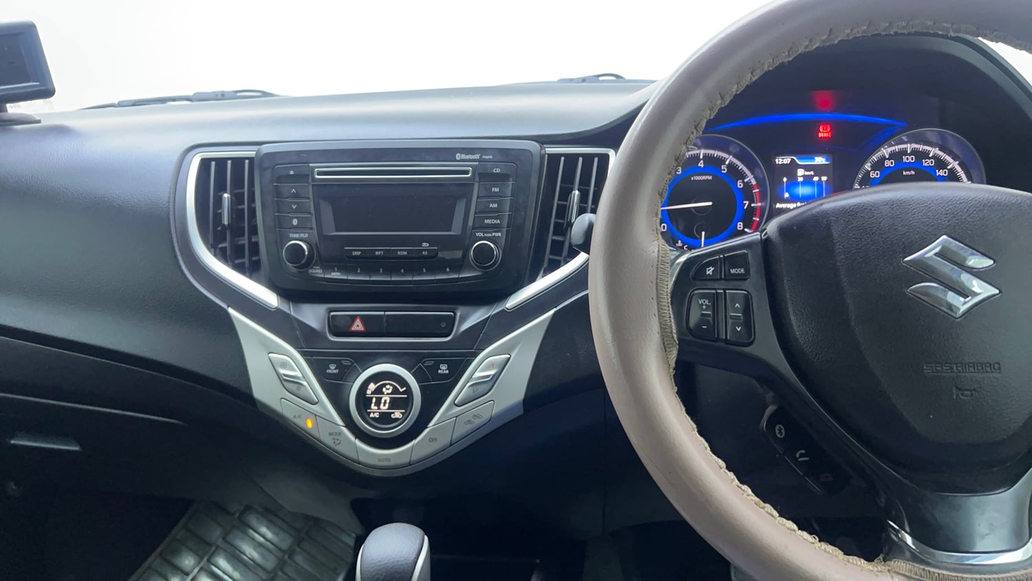Used 2017 Maruti Suzuki Baleno Zeta 1.2 AT Petrol Automatic interior MUSIC SYSTEM & AC CONTROL VIEW