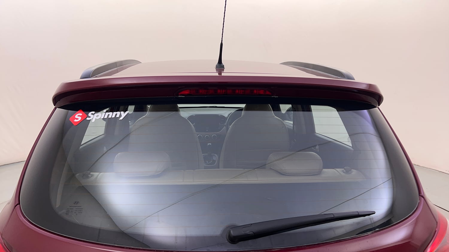 Used 2016 Hyundai Grand i10 Asta AT 1.2 Kappa VTVT (O) Petrol Automatic top_features Rear defogger