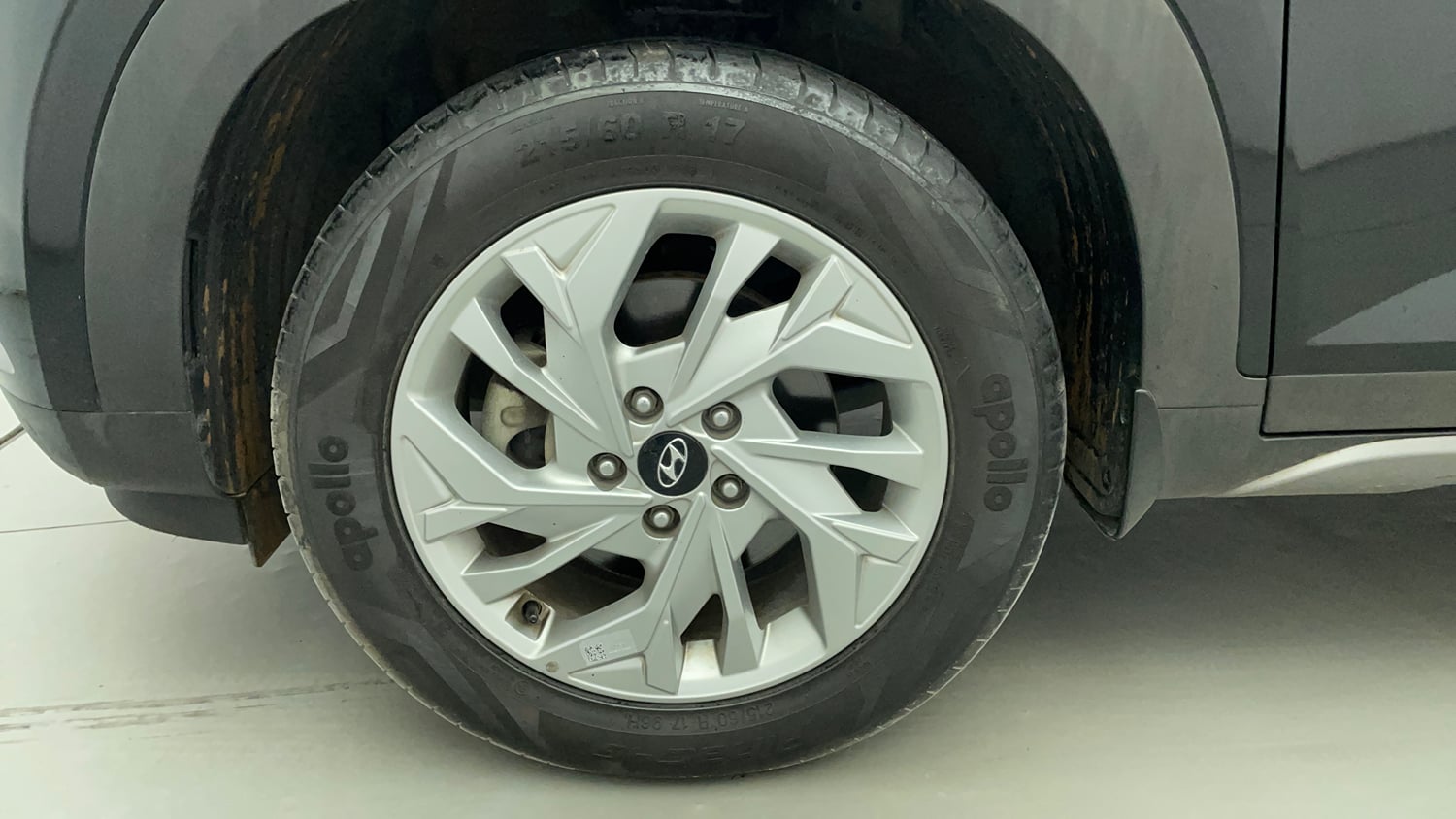 Used 2023 Hyundai Creta SX 1.5 Petrol IVT Petrol Automatic tyres LEFT FRONT TYRE RIM VIEW