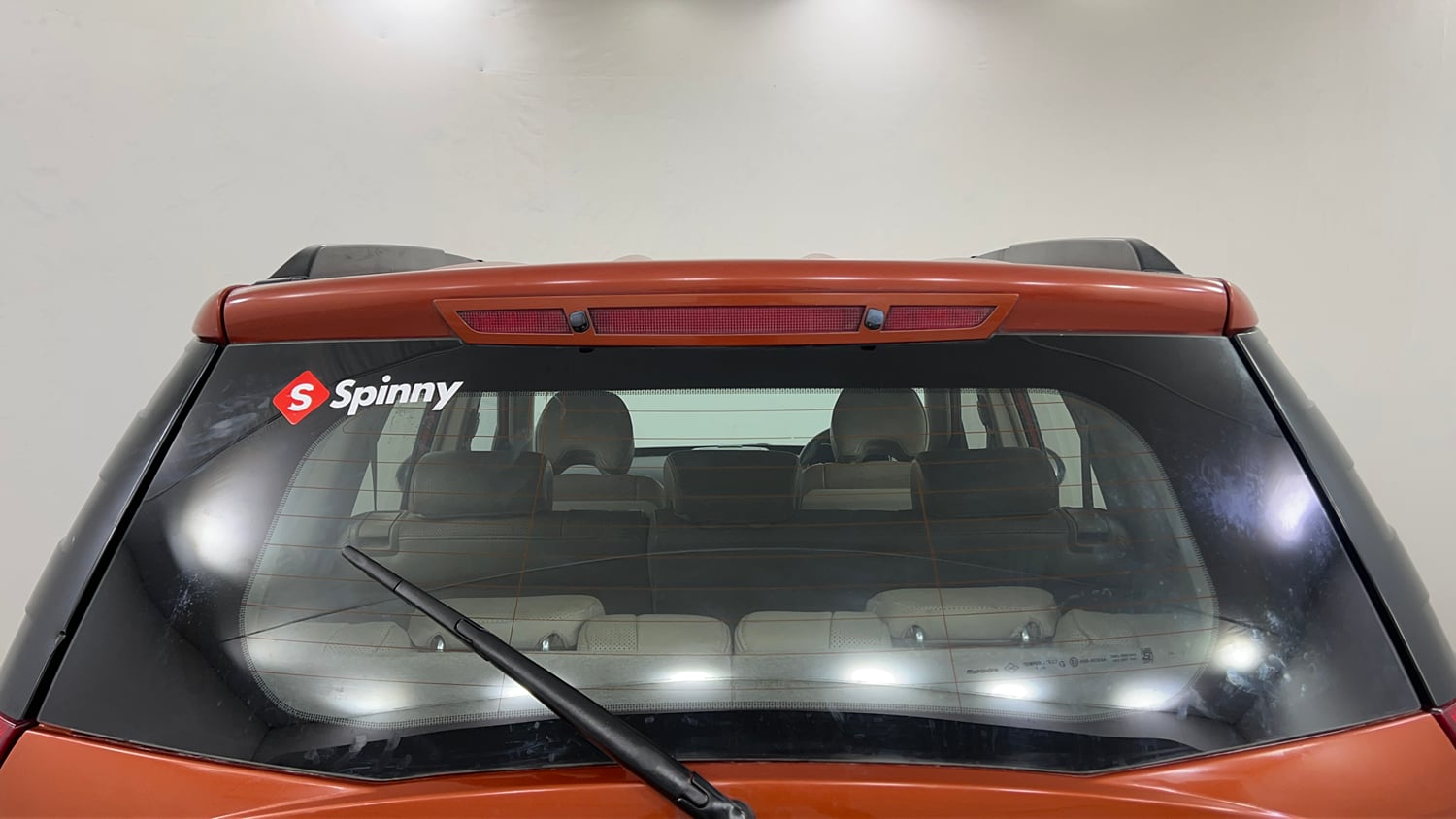 Used 2016 Mahindra XUV500 W10 AT Diesel Automatic exterior BACK WINDSHIELD VIEW
