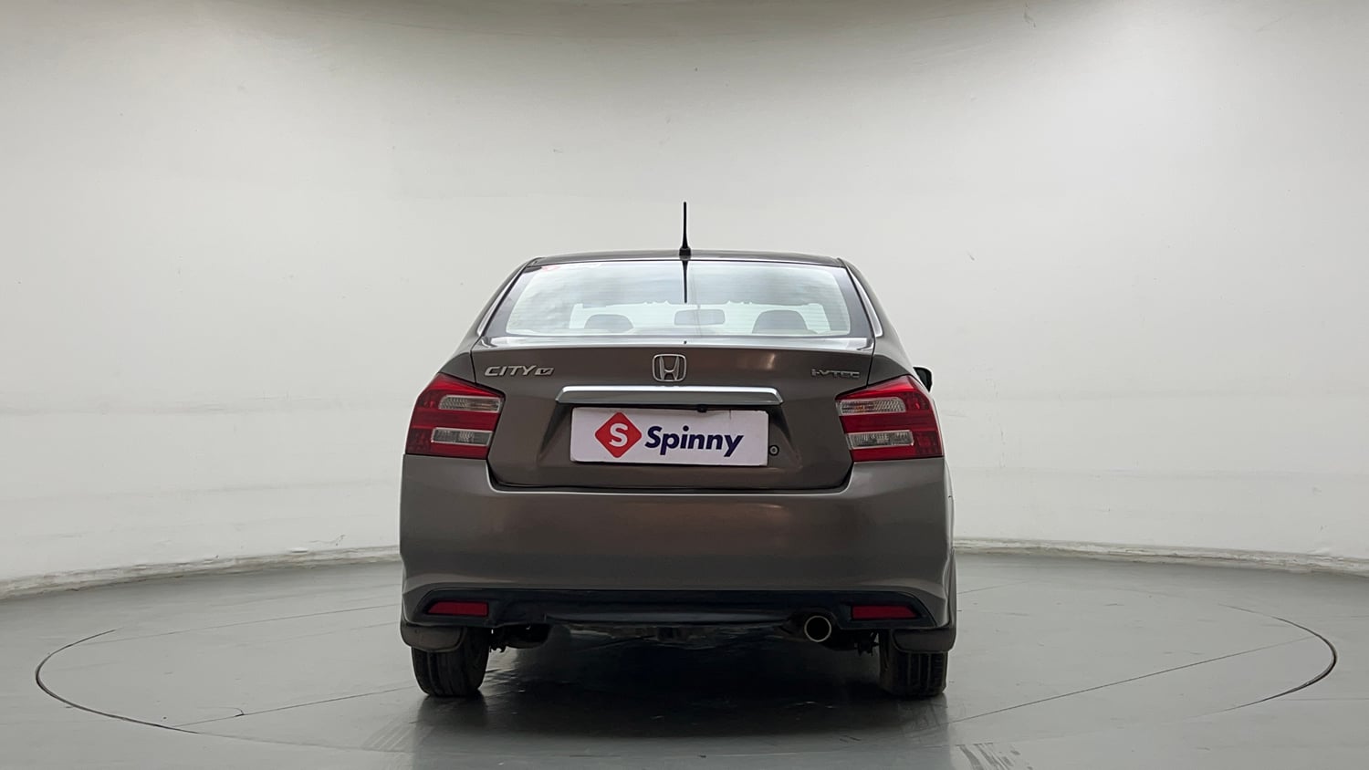 Used 2013 Honda City V MT AVN Petrol Manual exterior BACK VIEW