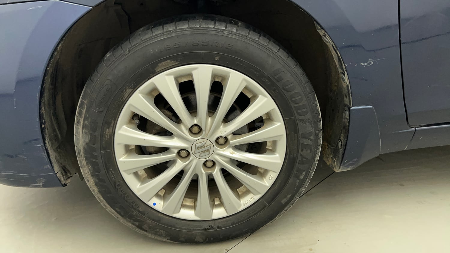 Used 2022 Maruti Suzuki Ciaz Zeta 1.5 Petrol Manual tyres LEFT FRONT TYRE RIM VIEW