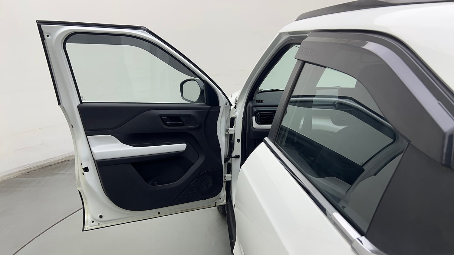 Used 2025 Tata Punch Pure CNG Cng Manual interior LEFT FRONT DOOR OPEN VIEW