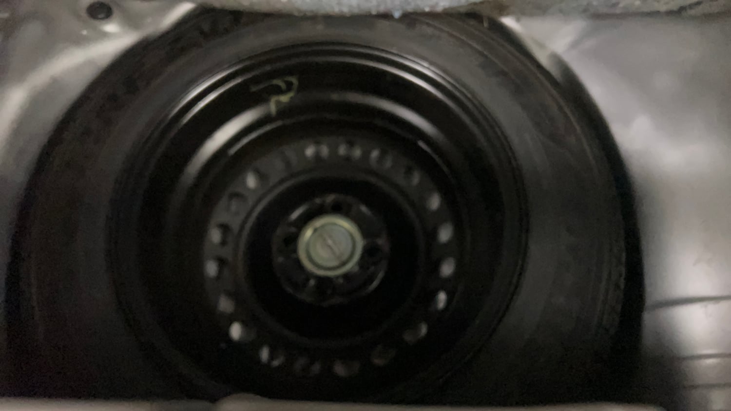 Used 2014 Honda Brio S MT Petrol Manual tyres SPARE TYRE VIEW