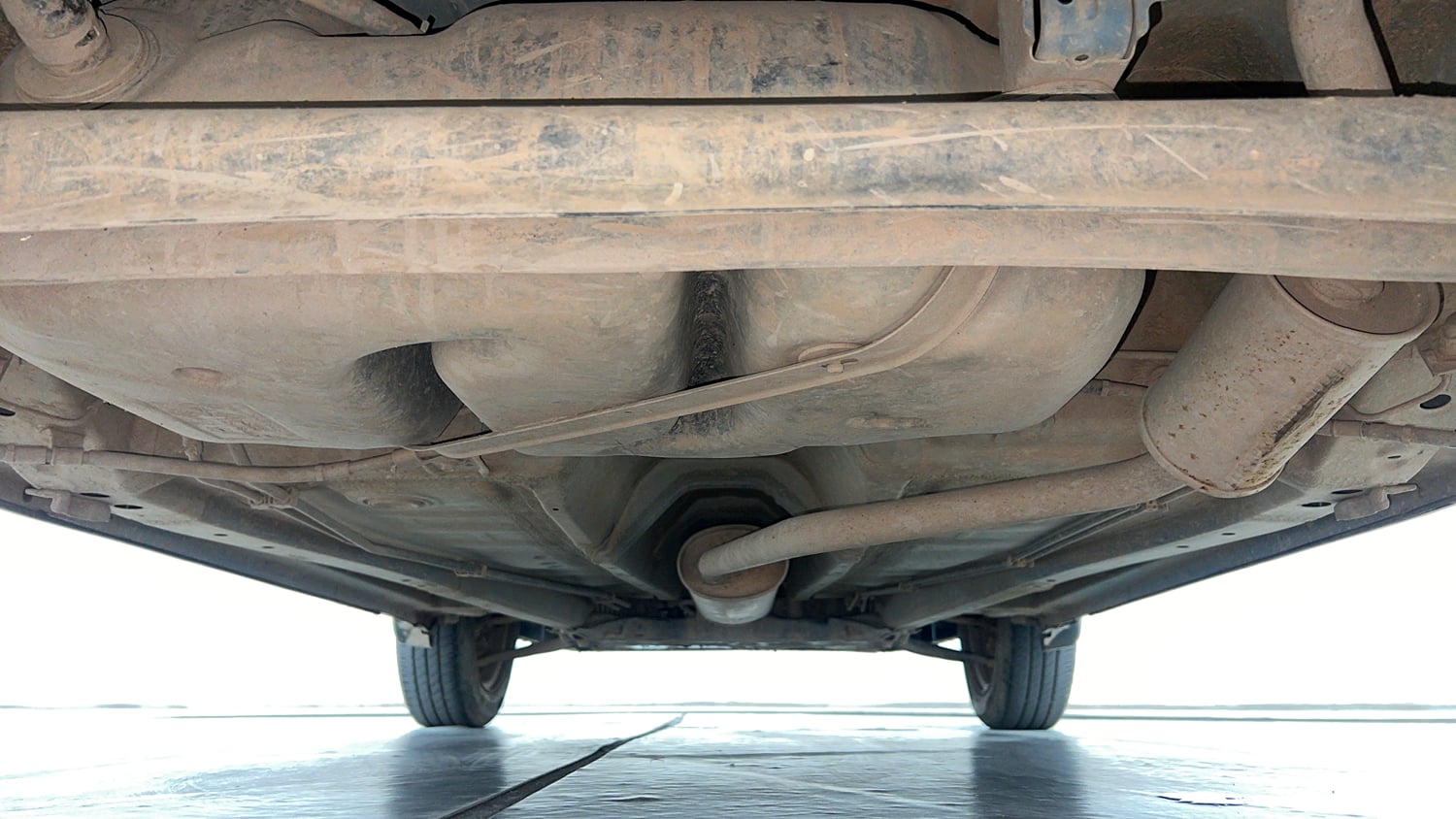 Used 2020 Maruti Suzuki S-Presso VXi Plus Petrol Manual extra REAR UNDERBODY VIEW (TAKEN FROM REAR)