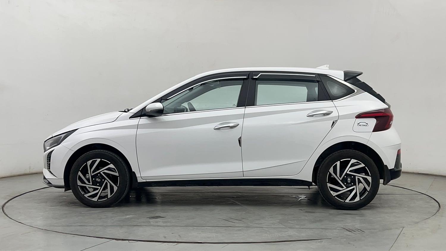Used 2025 Hyundai New i20 Asta (O) 1.2 MT Petrol Manual exterior LEFT SIDE VIEW