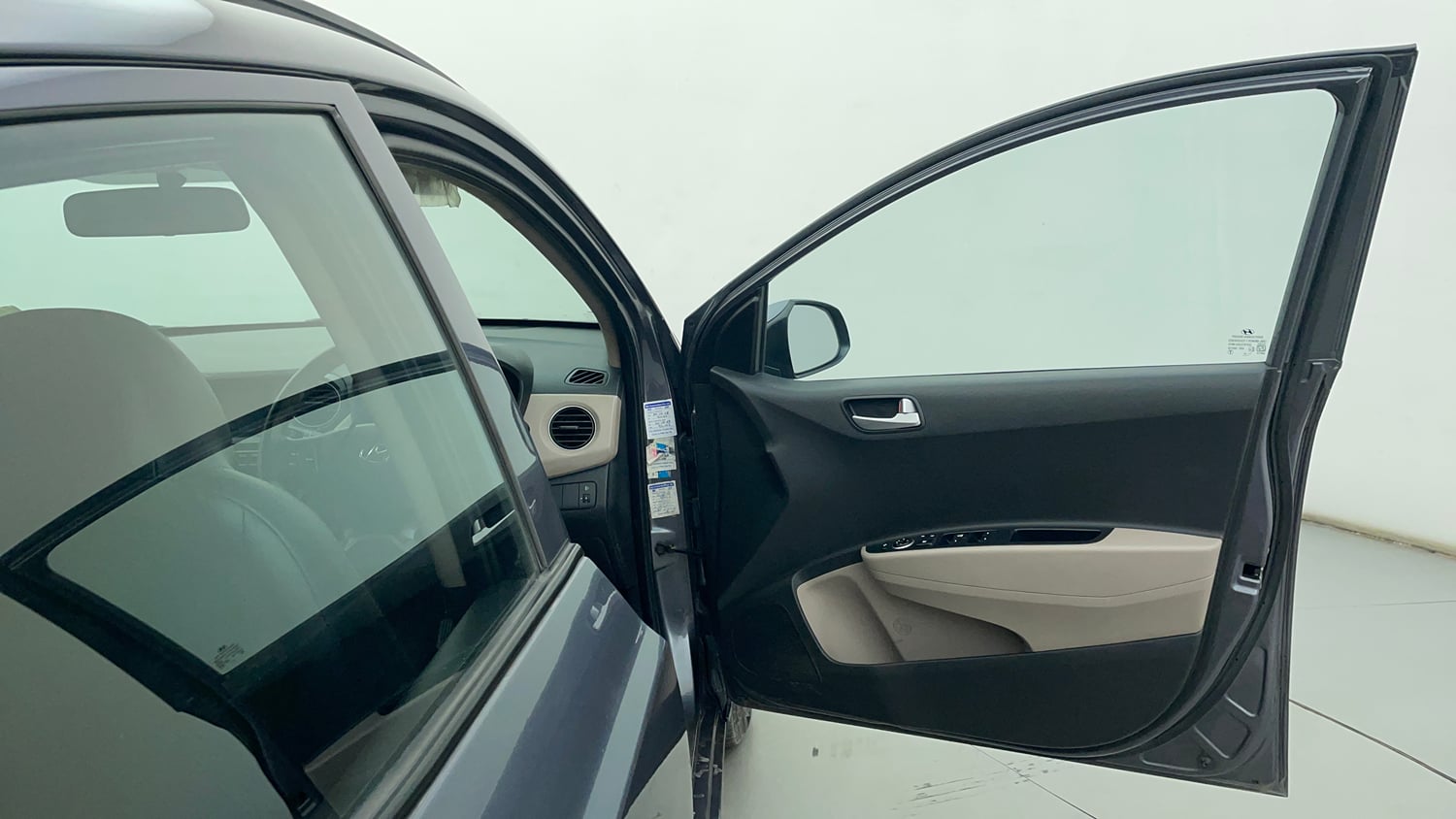 Used 2019 Hyundai Grand i10 Sportz 1.2 Kappa VTVT Petrol Manual interior RIGHT SIDE REAR DOOR CABIN VIEW