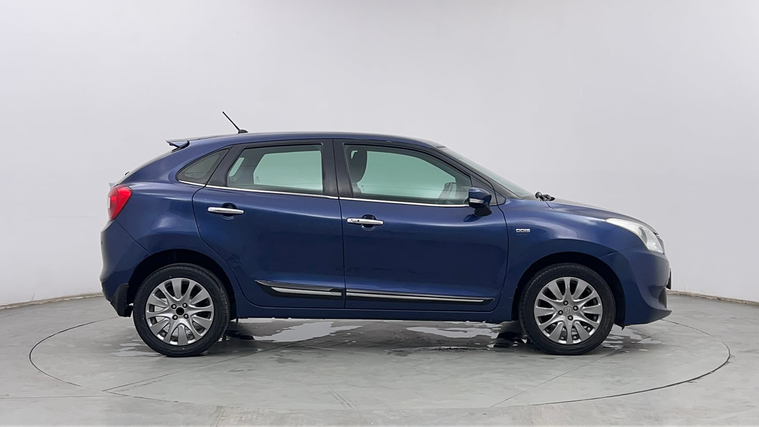 Used 2018 Maruti Suzuki Baleno Zeta 1.3 Diesel Manual exterior RIGHT SIDE VIEW