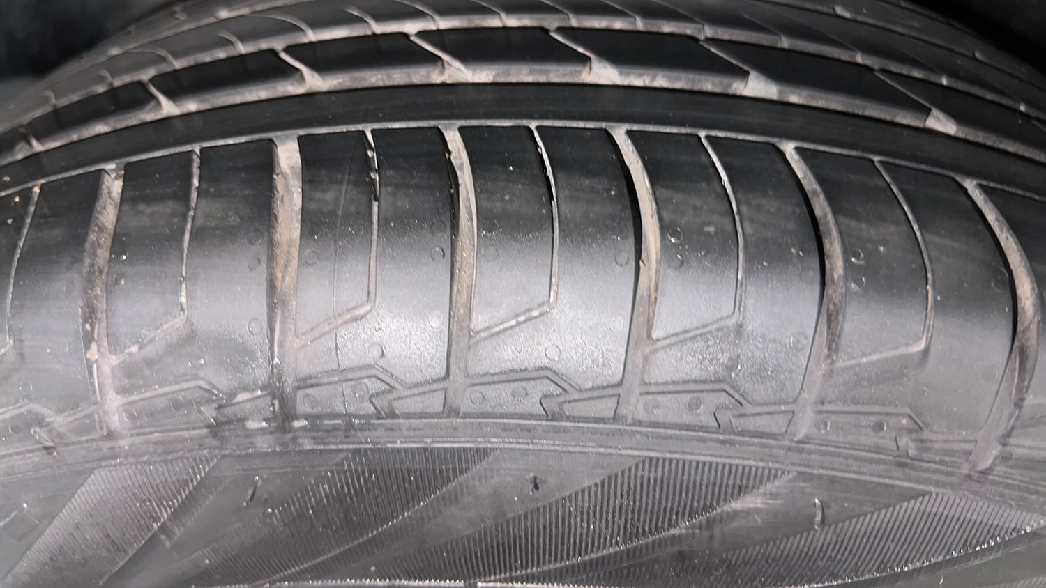 Used 2020 Hyundai Creta SX 1.5 Petrol Petrol Manual tyres RIGHT REAR TYRE TREAD VIEW